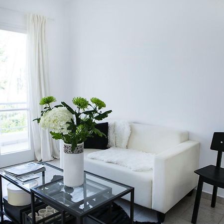 Best Located Executive Apartment In Maroussi. 雅典 外观 照片