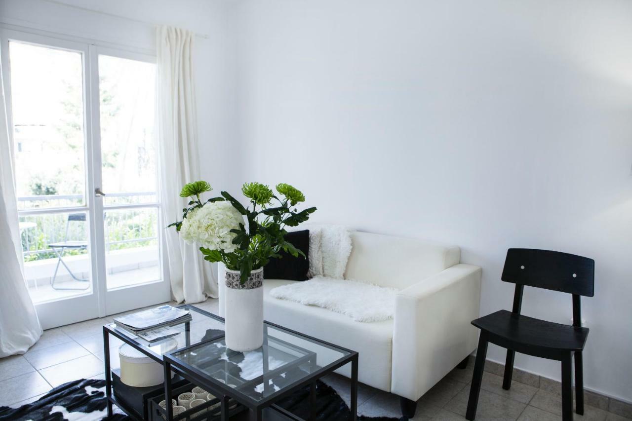 Best Located Executive Apartment In Maroussi. 雅典 外观 照片